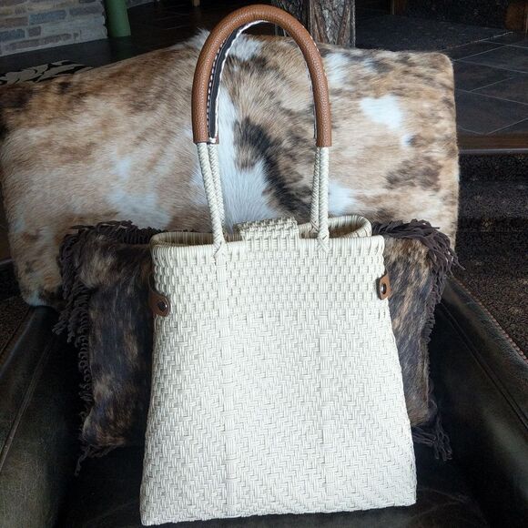 Artisan Crafted  Mexican Woven Recycle Plastic XL Tote - Picture 6 of 16